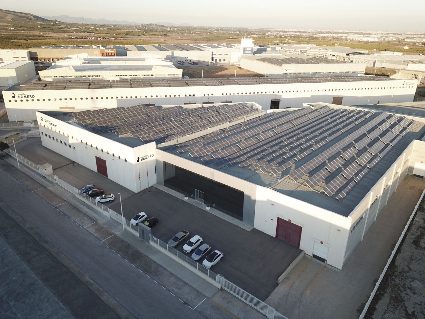 Vista aérea de la fábrica de Muebles Romero en Riba-roja de Túria